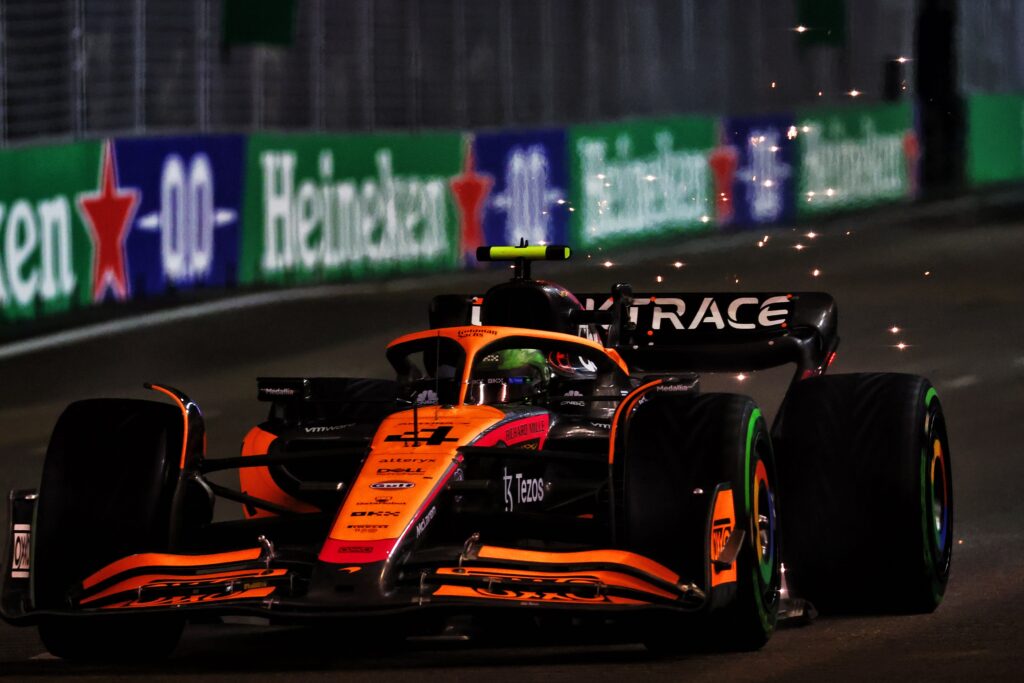 Formula 1 | McLaren, Norris in terza fila a Singapore