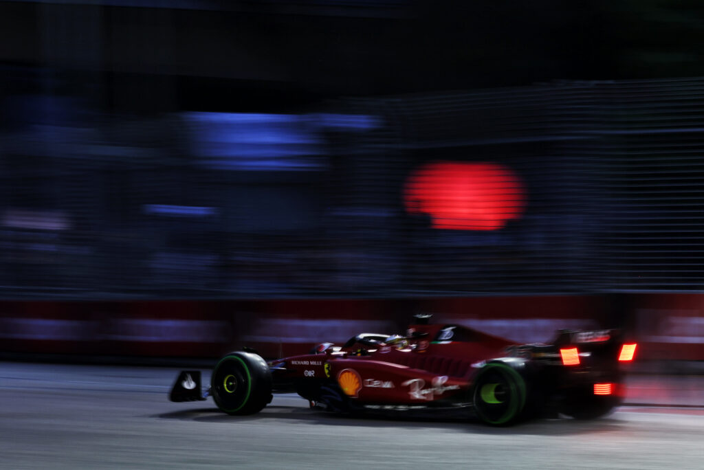 F1 | Ferrari, un “lampo” di Leclerc illumina il sabato di qualifiche a Singapore