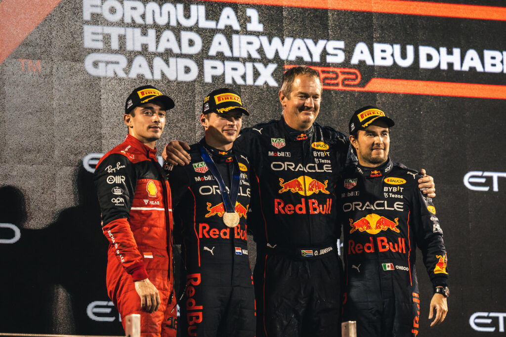 F1 | Campeonato Mundial de Pilotos: Verstappen campeón, Leclerc en foto final sobre Pérez