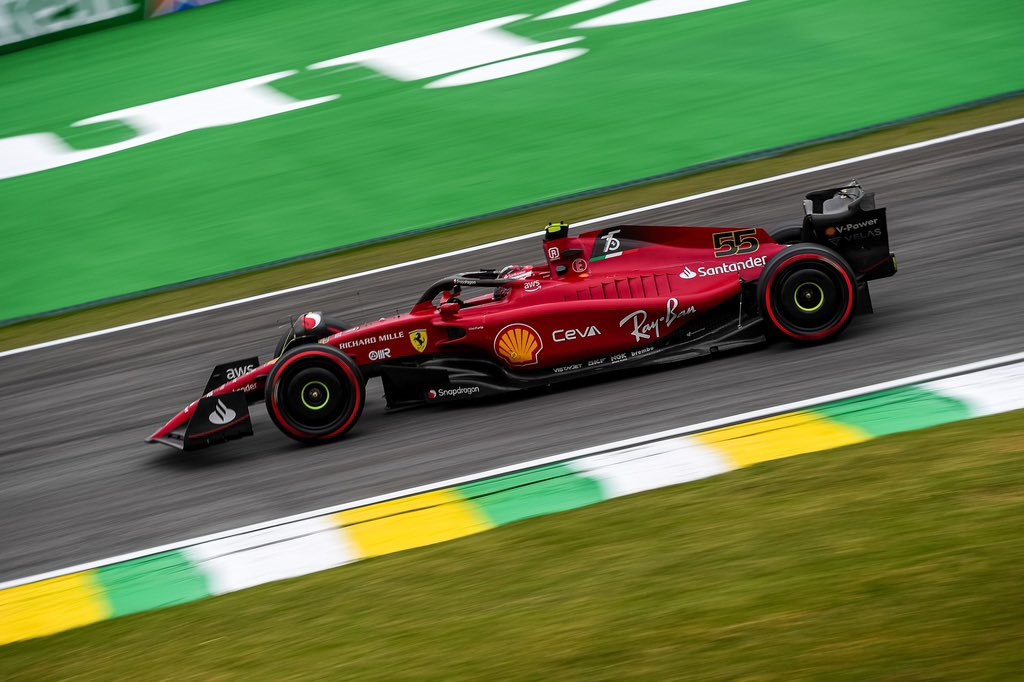 F1 | Ferrari, Sainz: “Domani dovrò essere aggressivo perché ho penalità”
