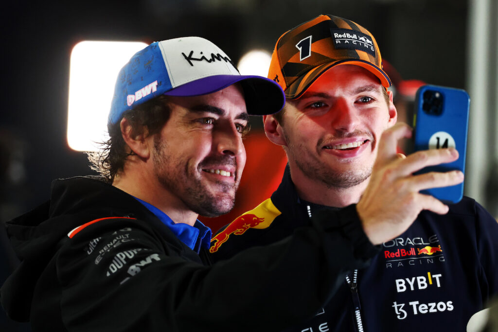 F1 | Alonso: “Difficile per Verstappen raggiungere i sette titoli di Hamilton e Schumacher”