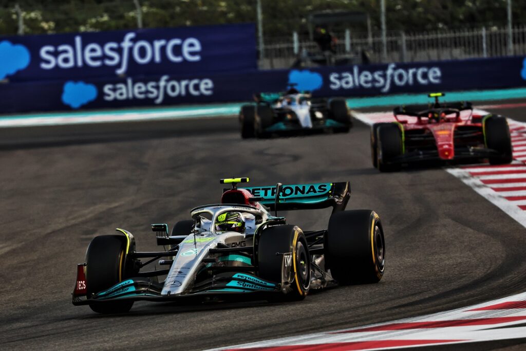 F1 | Mercedes, Hamilton: “Spero in una lotta a tre con una Ferrari forte”