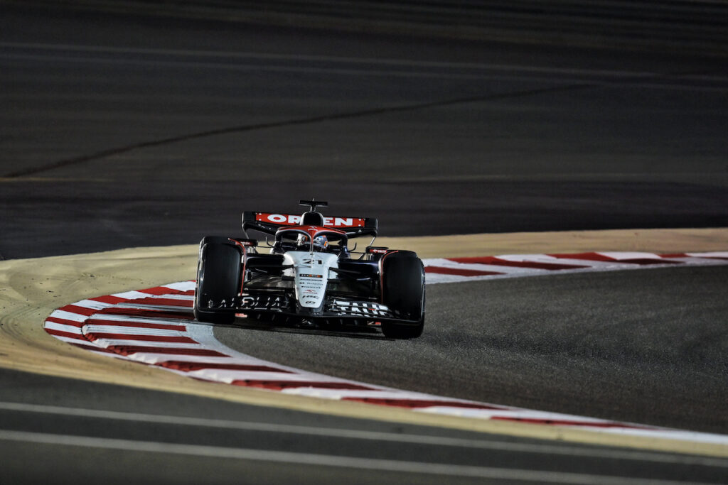 F1 | Test Bahrain, 85 giri per de Vries alla sua prima con AlphaTauri