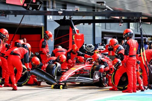 F1 | Montoya: “In Ferrari commessi troppi errori di strategia, bisognerebbe fare qualcosa”