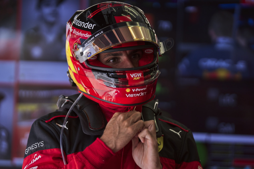 F1 | Sainz: “Siamo la Ferrari, sono sicuro che possiamo cambiare le cose”