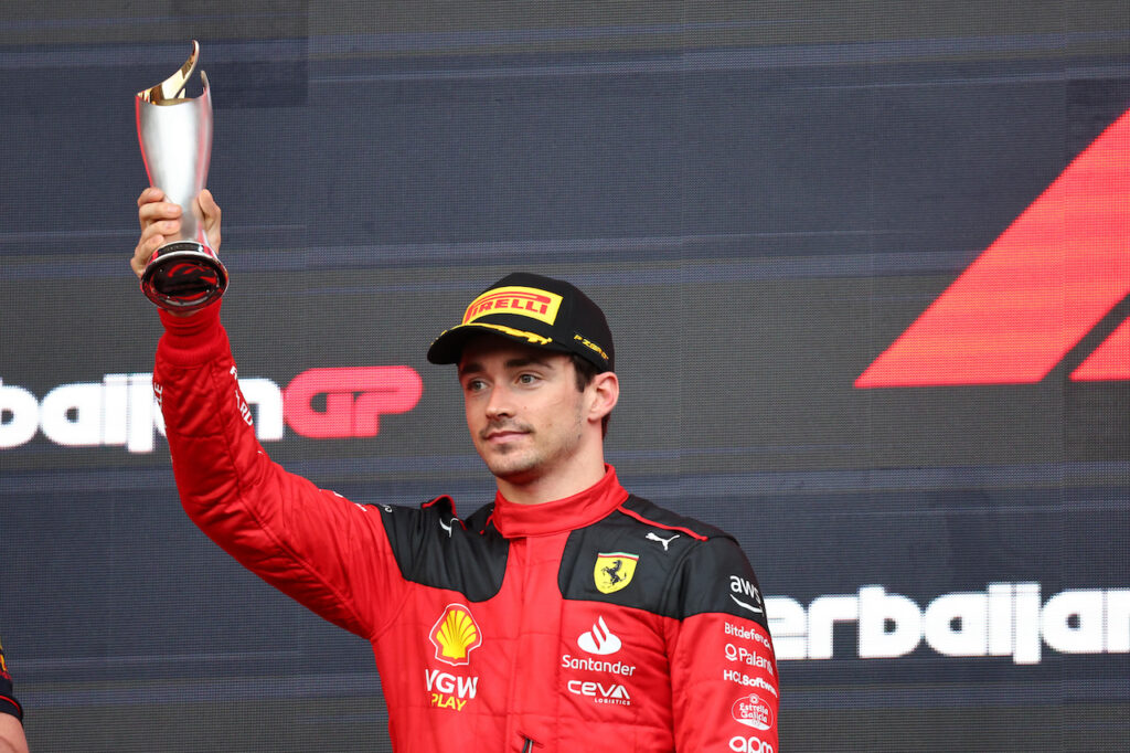 F1 | Ferrari, Leclerc sul podio a Baku: “Piccoli passi in avanti ma serve molto di più per prendere la Red Bull”