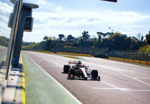 Formula 1 | McLaren, completata una sessione di test a Imola