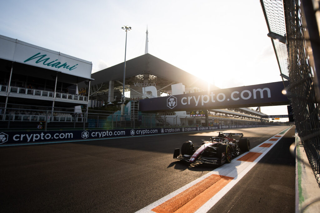 Formula 1 | Alfa Romeo, Bottas e Zhou a metà gruppo dopo il venerdì di libere