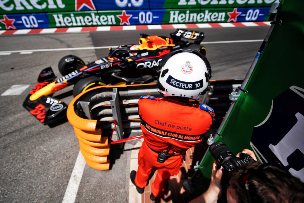 F1 | Red Bull, Verstappen: “Ci manca un po’ di fiducia rispetto alle Ferrari”
