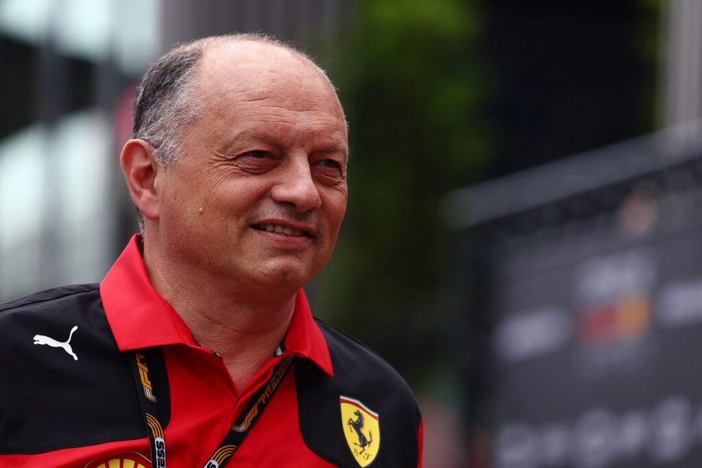 F1 | Ferrari, Vasseur: “In fabbrica stiamo spingendo come matti per portare aggiornamenti”