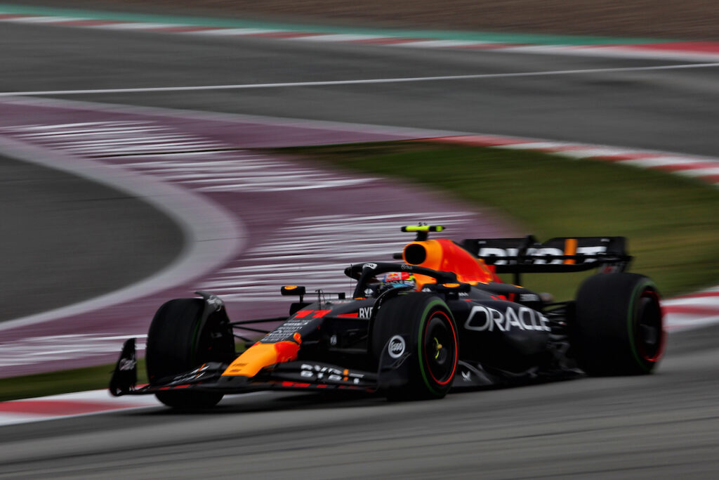 Formula 1 | Horner: “La situazione in campionato aiuterà Perez a gareggiare senza pressione”