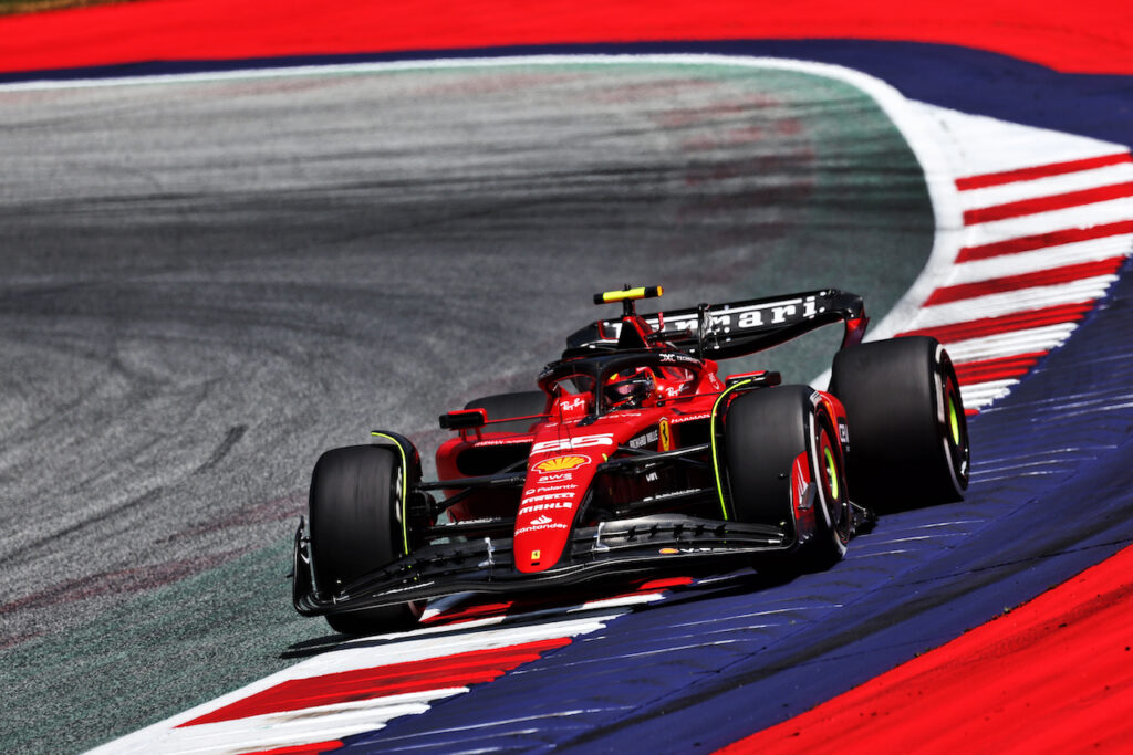 Formula 1 | Ferrari, Sainz polemico: “Dobbiamo trovare una soluzione per i track limits”
