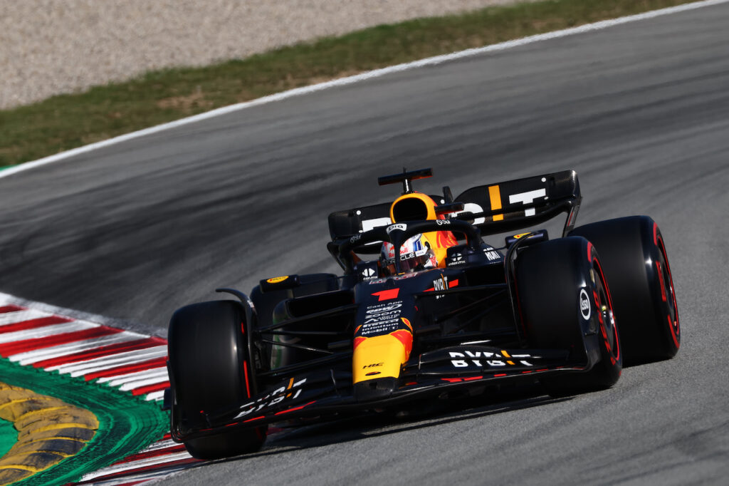 F1 | GP Spagna, prove libere 2: Verstappen spaventoso, seguono Alonso e Hulkenberg