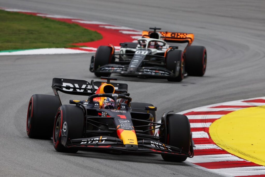 F1 | Verstappen: “Macchina sui binari con la pista asciutta”