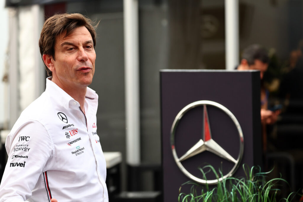 Formula 1 | Mercedes, Wolff: “Obiettivo podio con Hamilton e Russell”