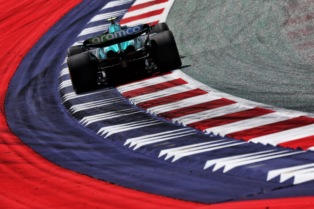 Formula 1 | Alonso a gamba tesa: “Inaudito protestare contro la Direzione Gara”