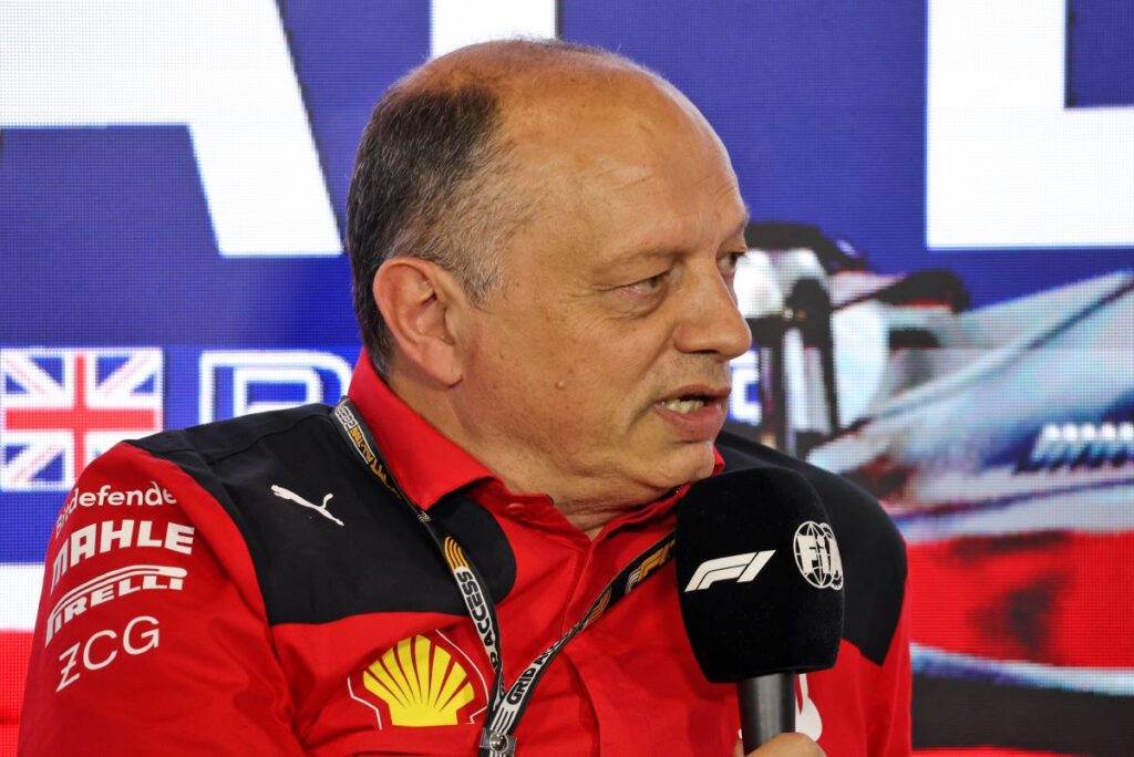 F1 | Ferrari, Vasseur: “Abbiamo fatto un discreto passo in avanti, ma la strada è ancora lunga”