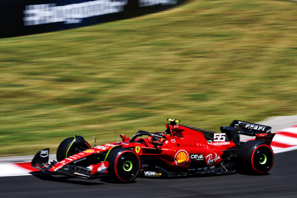 Formula 1 | Ferrari, Sainz fuori dalla Q3: tanta fatica con le gomme medie
