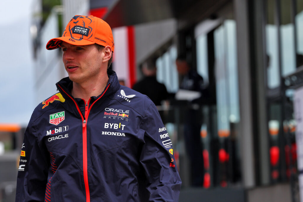 F1 | Verstappen risponde ai critici: “Formula noia? Io non mi sto annoiando”