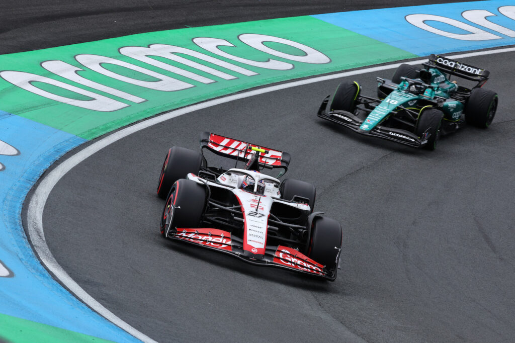 F1 | Haas, rammarico per Magnussen a Zandvoort: scelte sbagliate per Hulkenberg