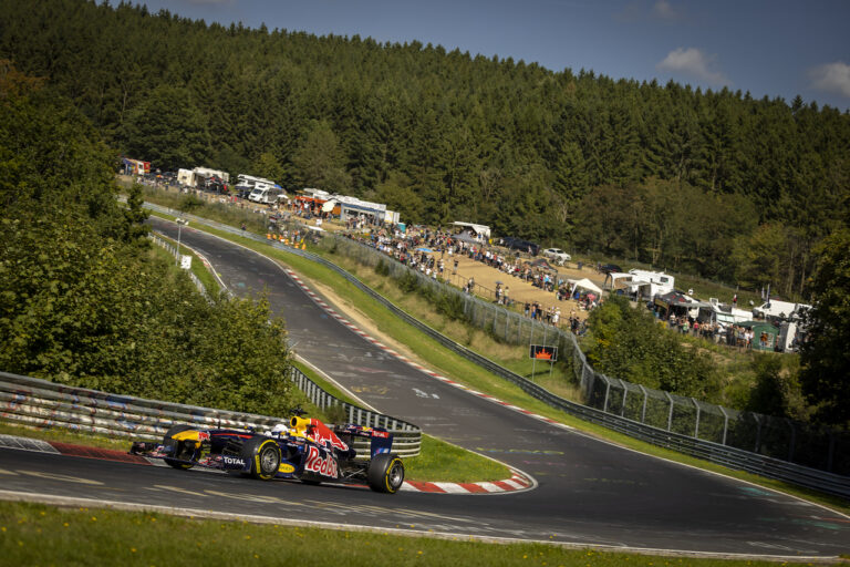 vettel-red-bull-impatto-zero-f1