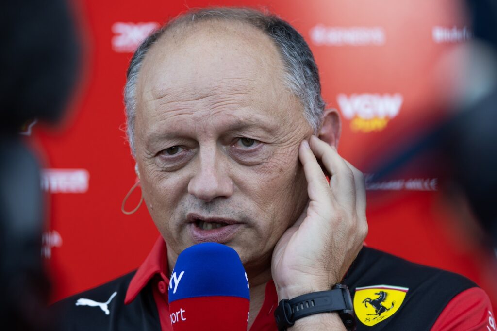 Formula 1 | Vasseur difende la scelta della soft sulla Ferrari di Sainz