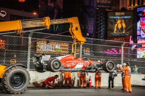 F1 | Brundle vorrebbe modificare il regolamento per evitare altri casi come quello di Sainz a Las Vegas