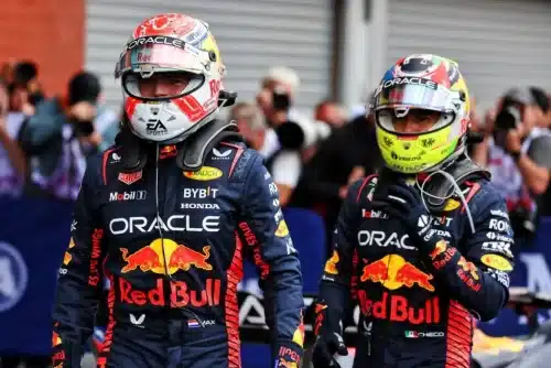 Red Bull, Horner comments on the different statuses of Verstappen and Perez