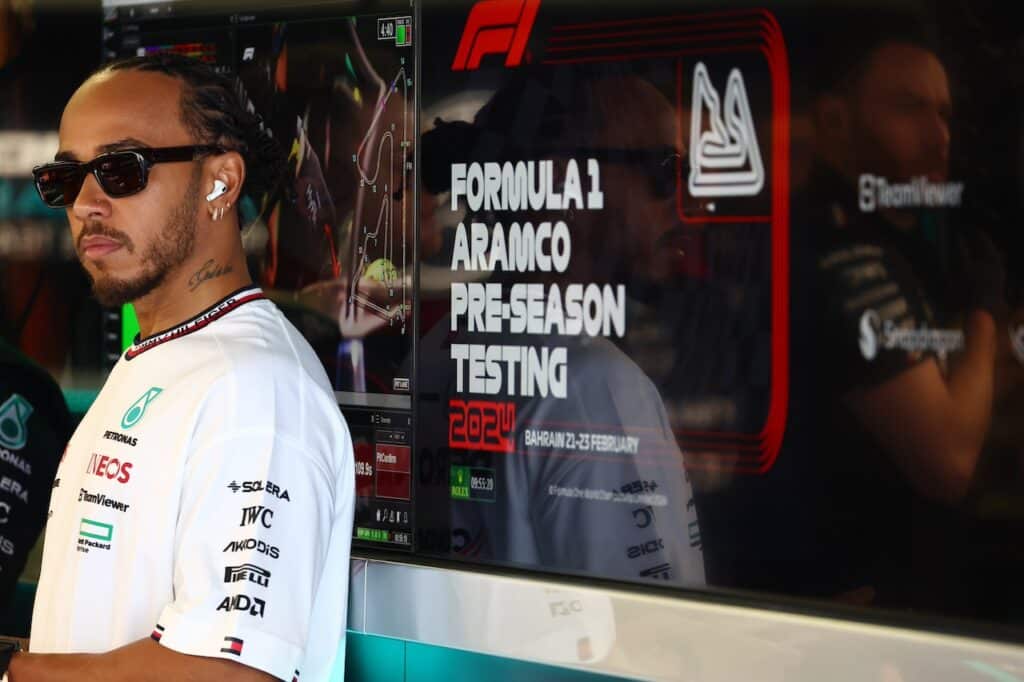 F1 | Hamilton: “Ferrari un sogno, voglio scrivere un nuovo capitolo della mia storia”