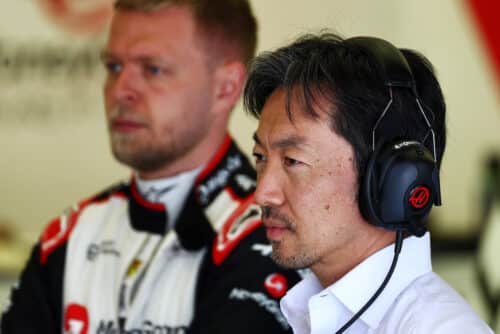 Formula 1 | Haas, Komatsu in Bahrain per la “prima” da Team Principal