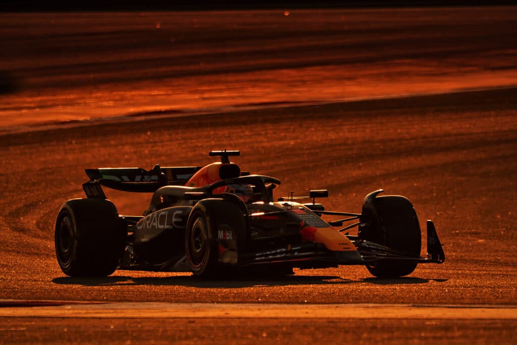F1 | Test Bahrain Day 1: Verstappen fa già paura