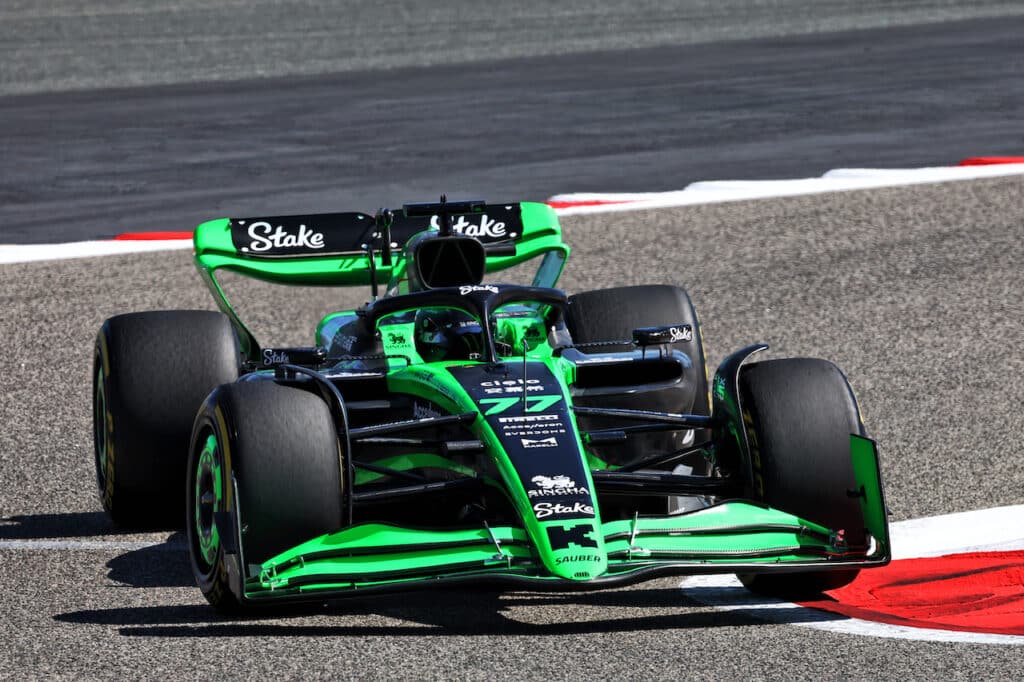 Formula 1 | Sauber, Bottas e Zhou entusiasti di cominciare la stagione dal Bahrain