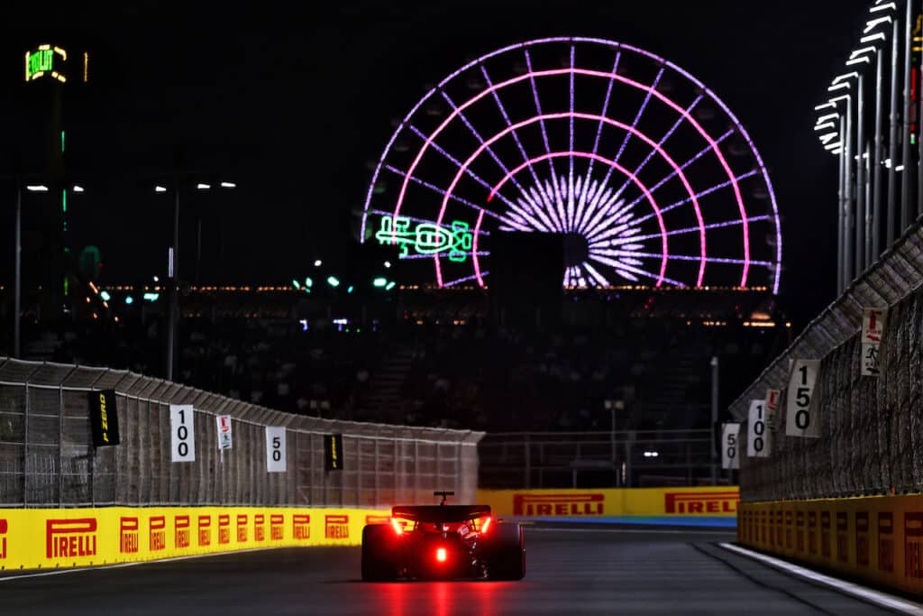 Formula 1 | Ferrari, 51 giri per Sainz e Leclerc nelle libere 2 a Jeddah