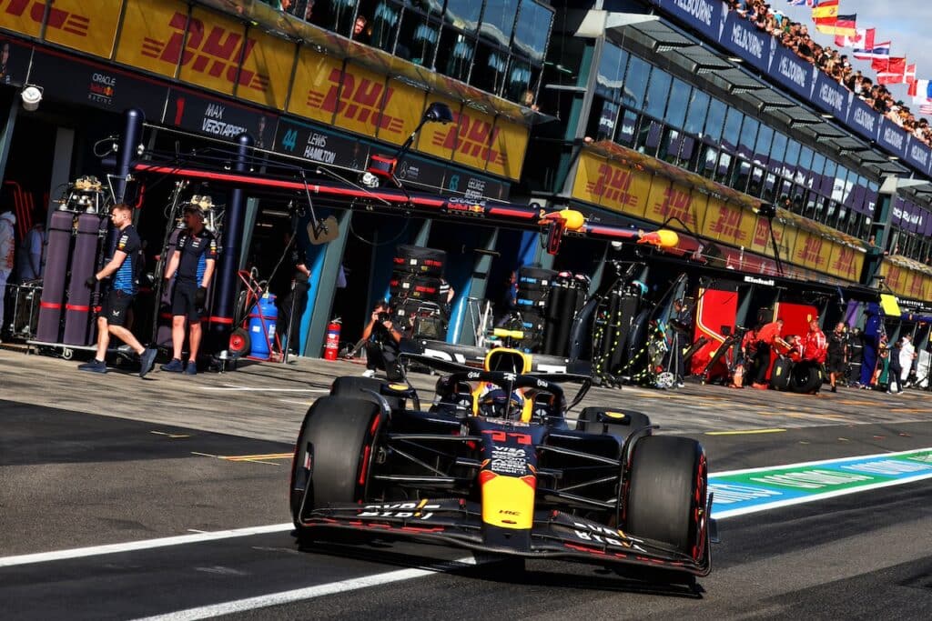 F1 | Perez: “Ferrari forte a Melbourne, noi fatichiamo con il graining”