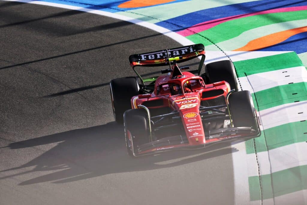 Formula 1 | Ferrari, libere fisicamente difficili per Sainz