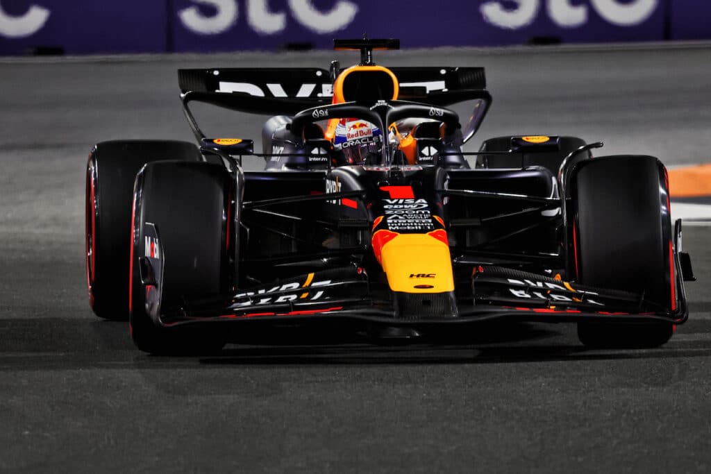 F1 | GP Arabia Saudita, risultati qualifiche: Verstappen demolisce il record della pista