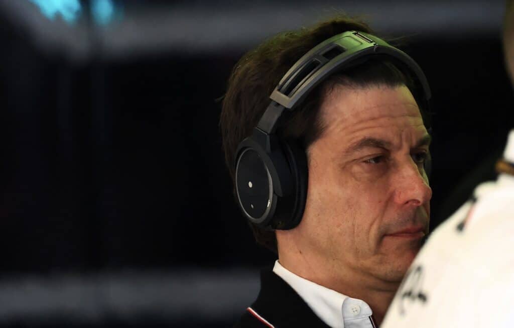 F1 | Mercedes, Wolff delusissimo: “Macchina difficile, non ci sono soluzioni semplici”