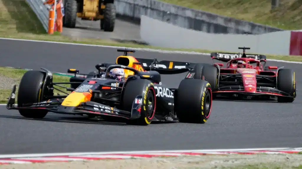 F1 | Verstappen e Red Bull si riscattano in Giappone, Sainz e la Ferrari sul podio