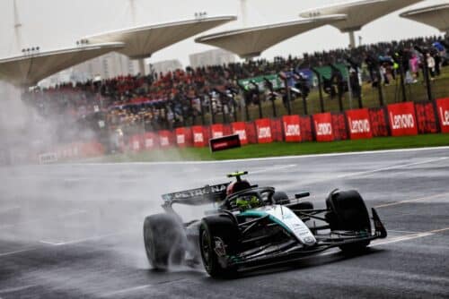 F1 | Hamilton in prima fila nella Sprint Race: “Con la pioggia la mia qualifica ha preso vita”