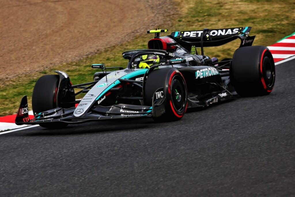 F1 | Mercedes, Hamilton in quarta fila a Suzuka: “La W15 sta migliorando”
