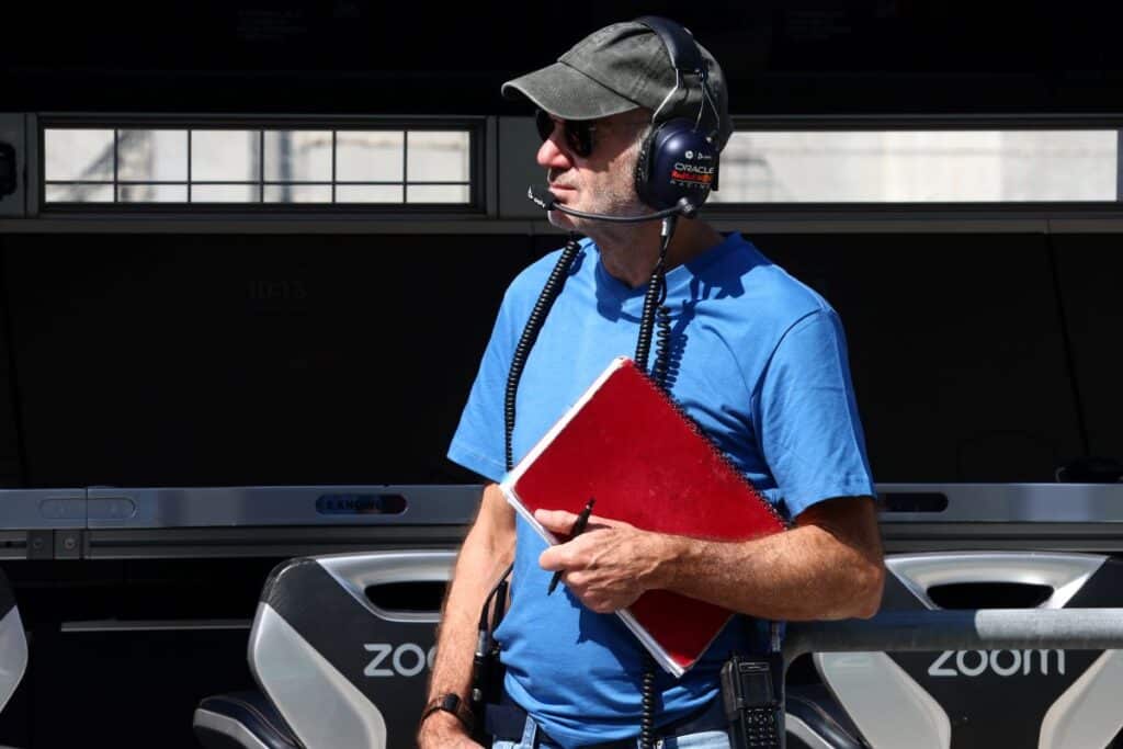 F1 | Red Bull spokesperson on Newey's departure rumors: "He has a contract with us until the end of 2025"