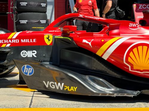 F1 | Ferrari SF-24 Evo: ad Imola debutta la versione 2.0 della vettura di Leclerc e Sainz [FOTO]