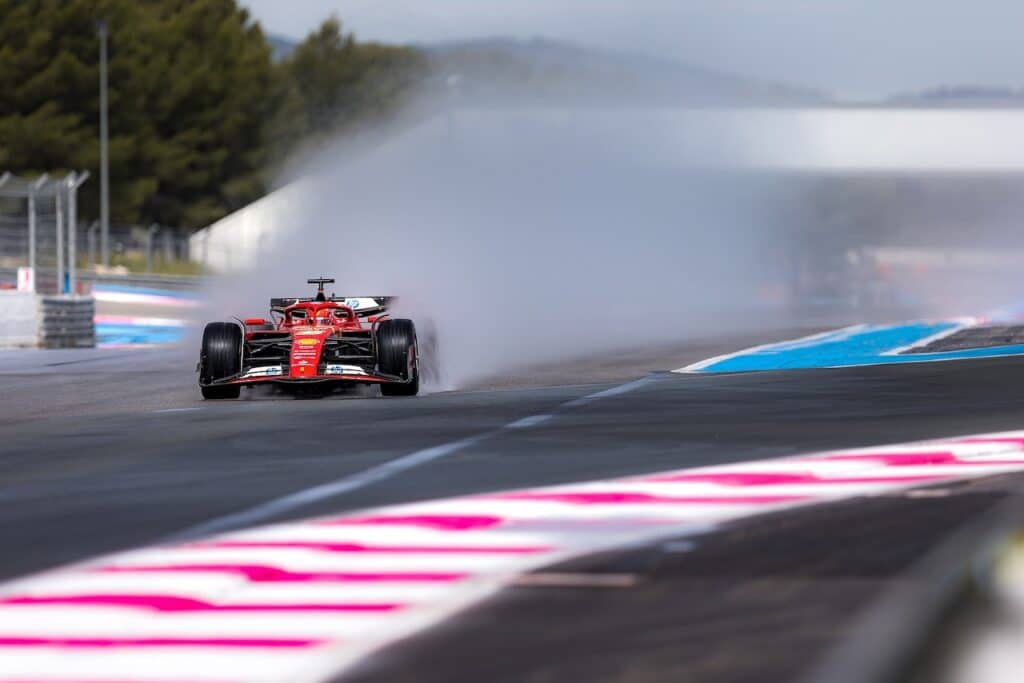 F1 | Ferrari completa i test Pirelli a Le Castellet: Leclerc ha girato su pista bagnata