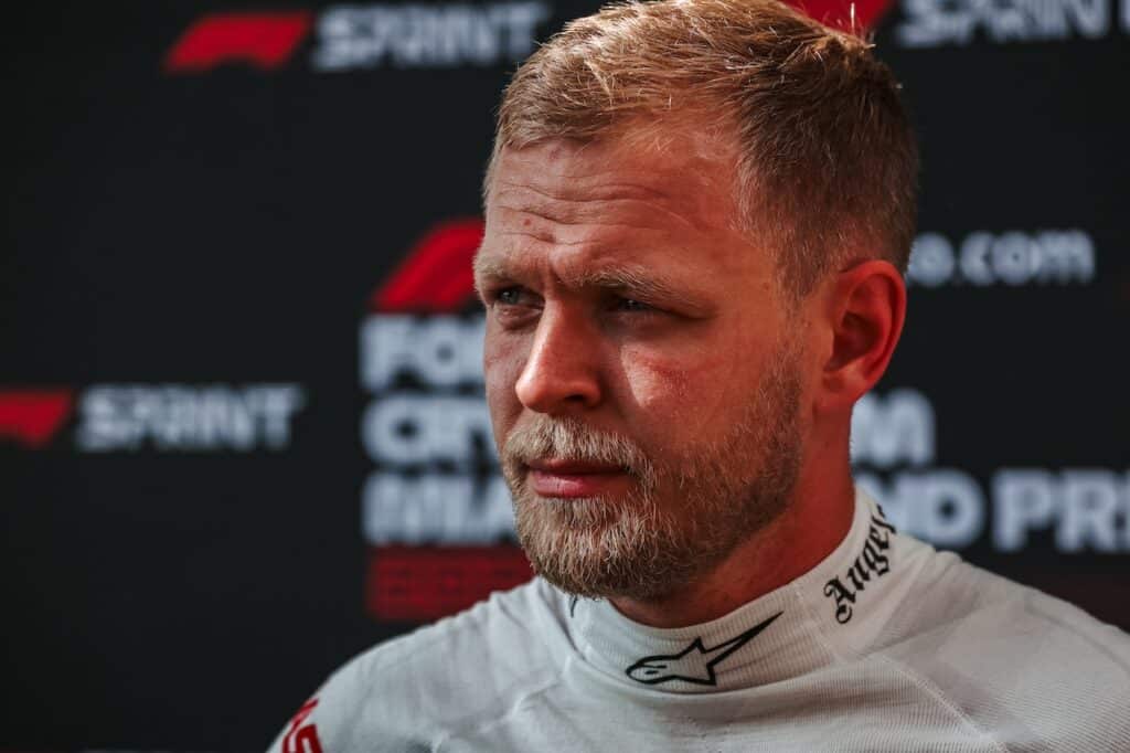 F1 | Haas, Magnussen admits he was unfair: "I don't like racing like that"
