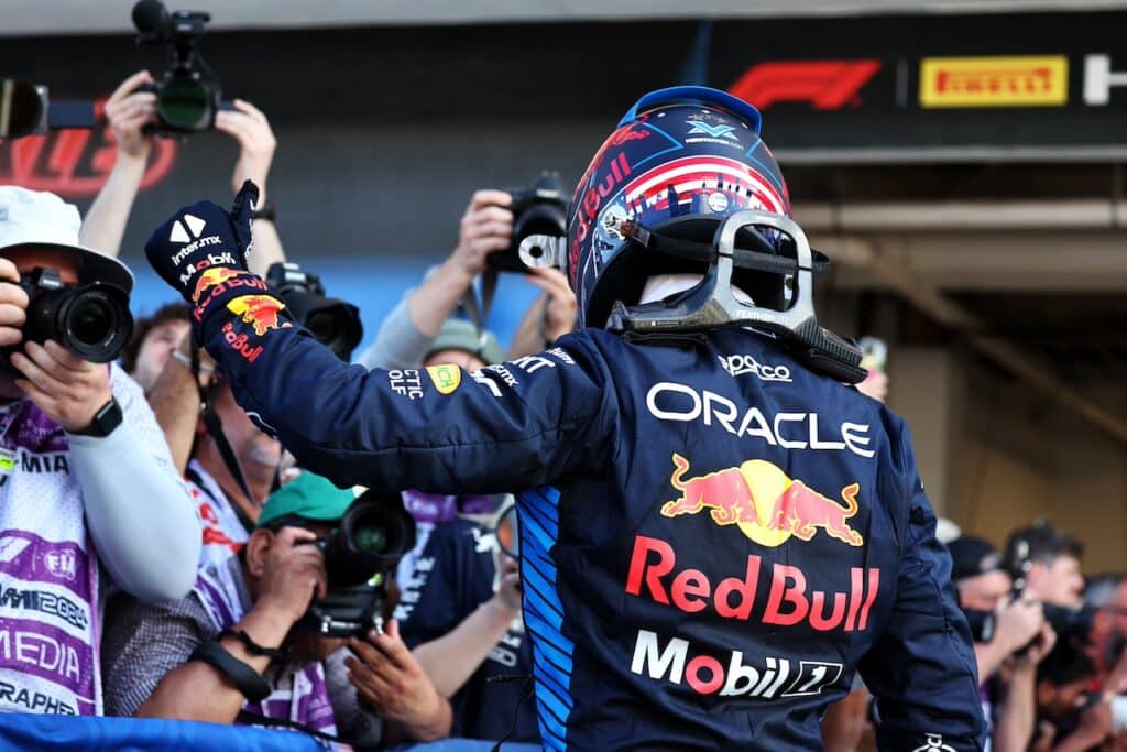 F1 | Red Bull, settima pole consecutiva per Verstappen: “Siamo orgogliosi”