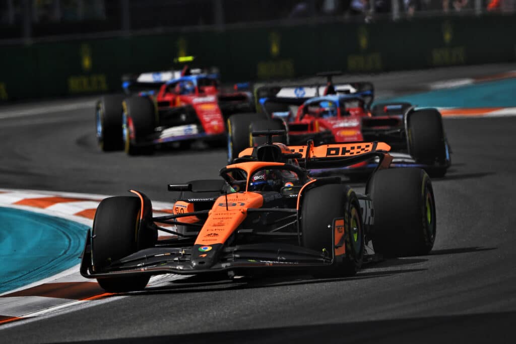 F1 | McLaren, debutto con novità per Piastri ad Imola