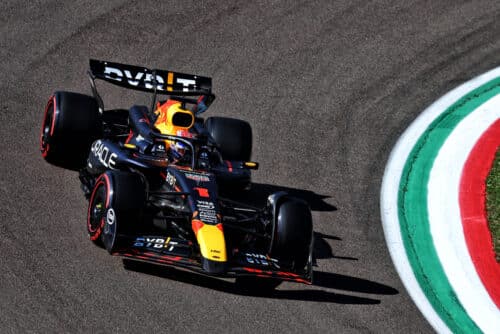F1 | Gara tirata a Imola, trionfo di Verstappen davanti a Norris e Leclerc