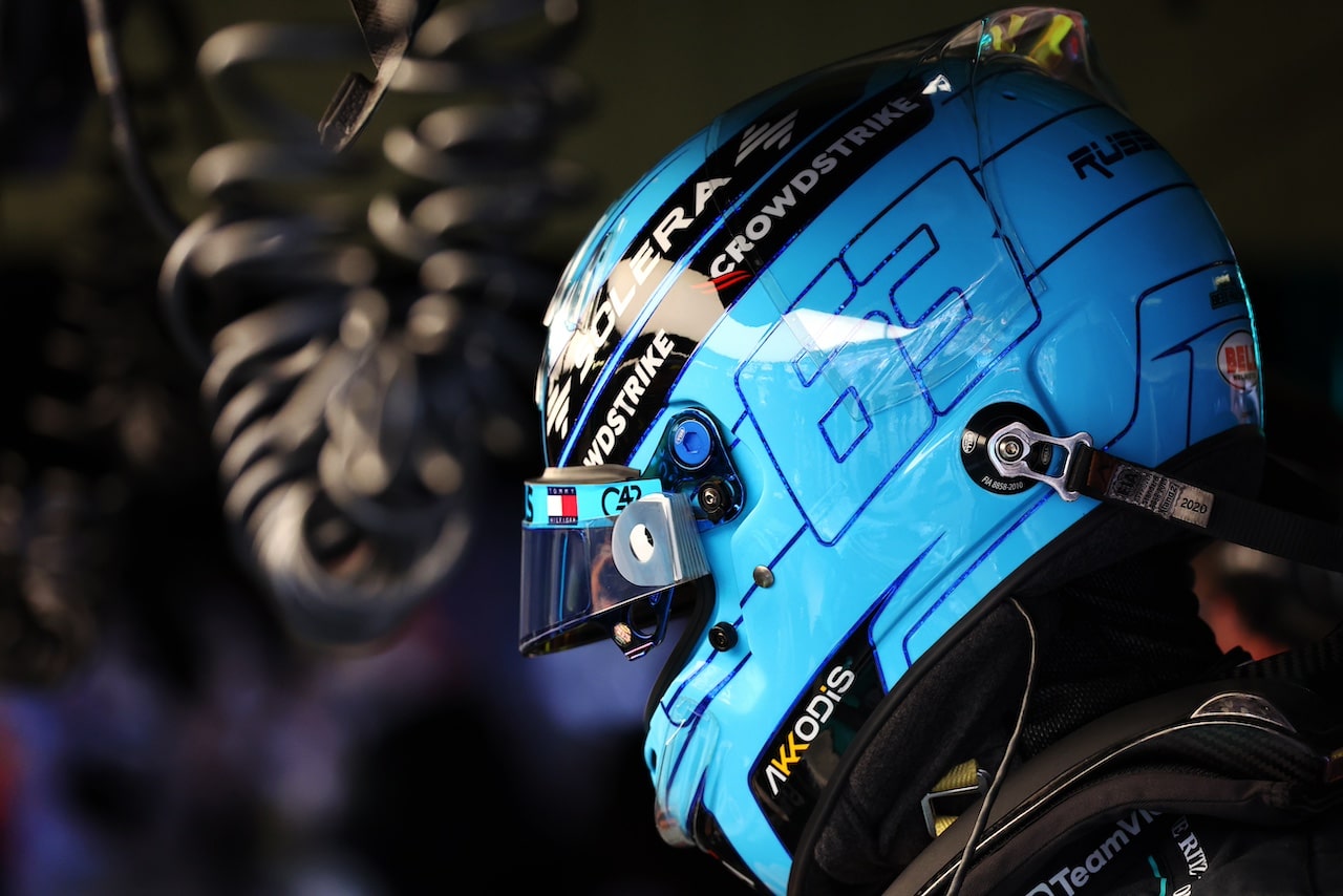 F1 | GP Monaco, Russell frenato da problemi al volante sulla sua Mercedes