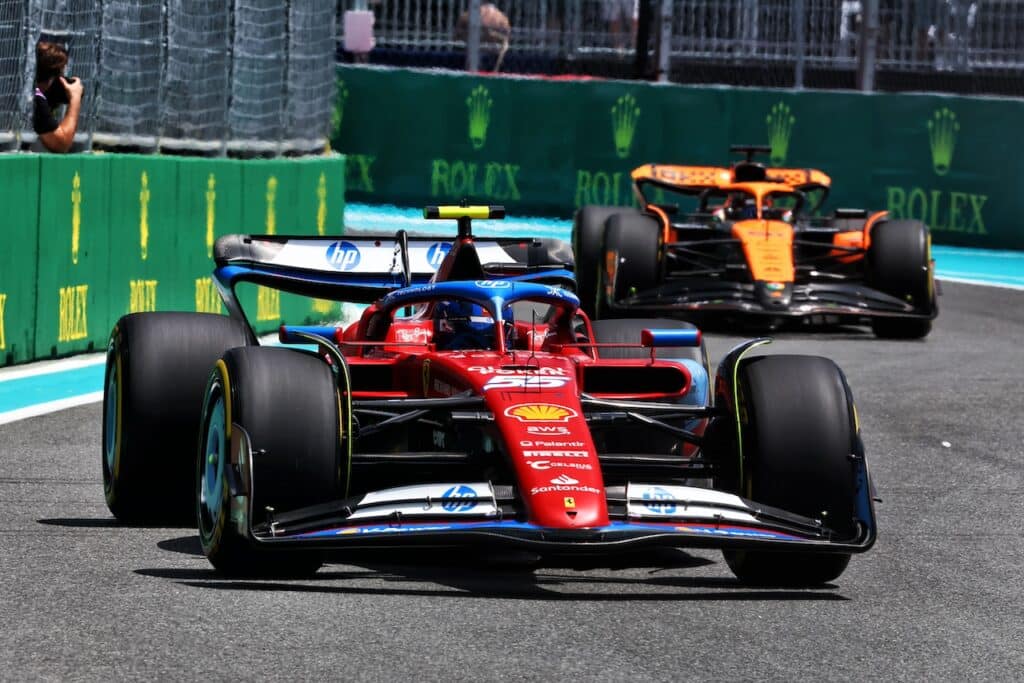 Ferrari | Sprint Race Miami, la frustración de Sainz: "Demasiado lento en la recta"