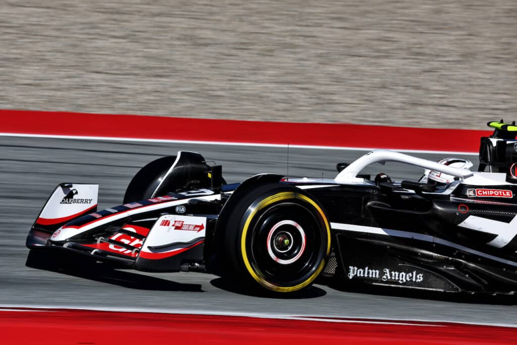 F1 | Haas veloce a tratti nelle libere al Montmelò